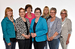 Die Veranstalterinnen (von links): Andrea Kreft, Katja Weber-Khan, Andrea Kalinsky, Monika Schulte, Dagmar Lösche-Meier, Irene Wellmann und Marion Plogmann. Foto: Hermann Pentermann