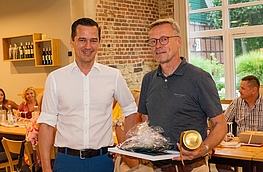 Stawigudas Bürgermeister Michał Kontraktowicz und sein Wallenhorster Amtskollege Otto Steinkamp.