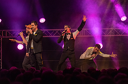 Maybebop – Lukas Teske, Jan Bürger, Oliver Gies und Christoph Hiller (von links) – liefern mit der Vorpremiere ihres neuen Programms eine überraschende sowie gelungene Show in Wallenhorst ab.
