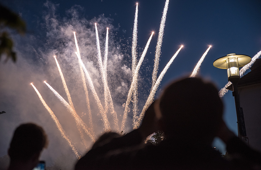 Ein Feuerwerk schenkte die Gemeinde Wallenhorst den Gästen zum 50. Jubiläum der Wallenhorster Klib.