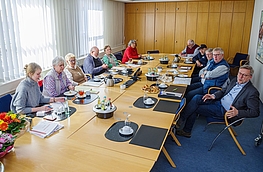 Konstituierende Sitzung des neuen Seniorenrats mit Franziska Matt und Bürgermeister Otto Steinkamp.